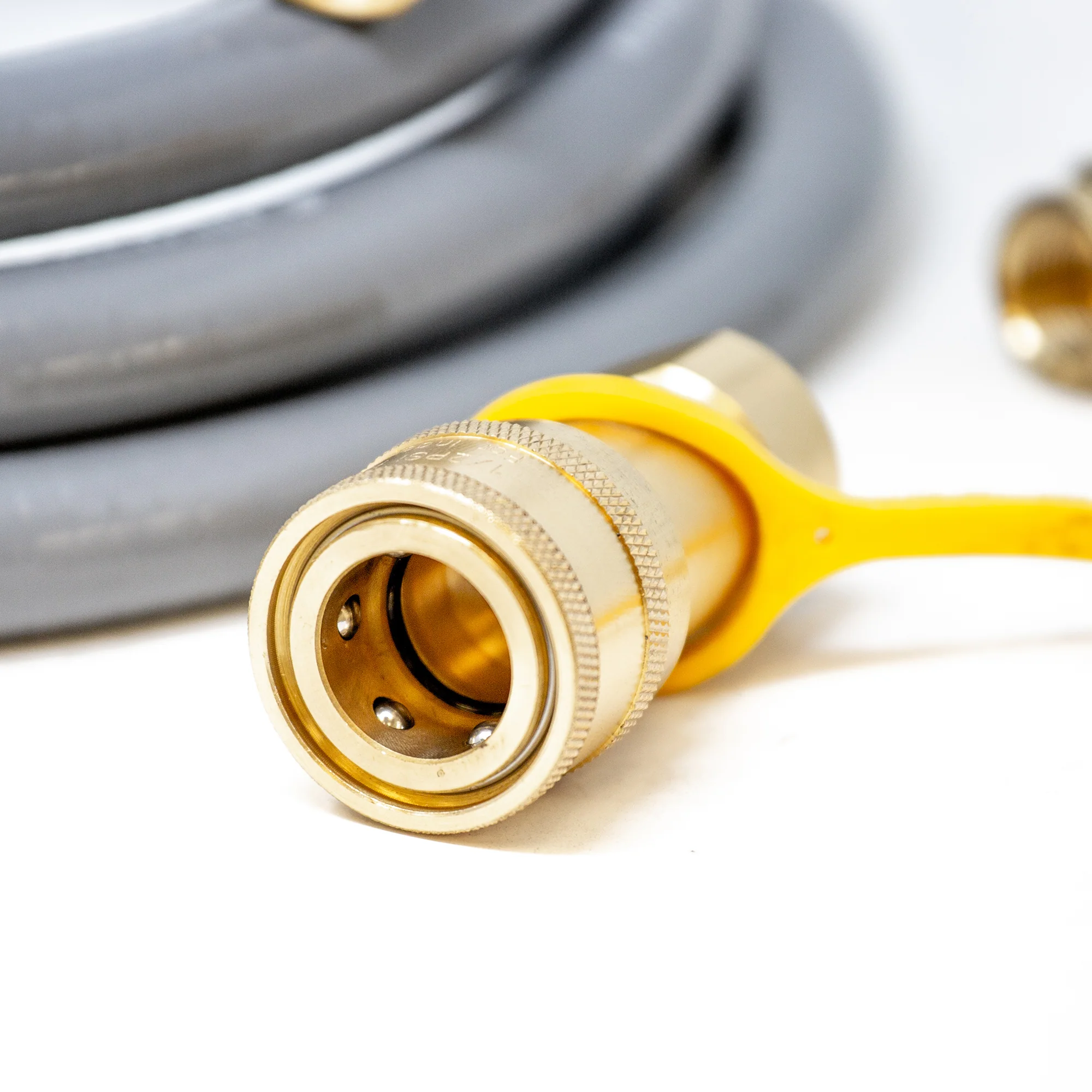25FT Natural Gas Hose with Storage Strap - Image 3